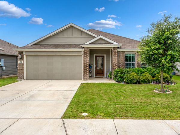 431 Mallow DR, New Braunfels, TX 78130