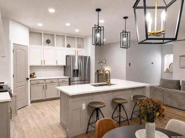 8838 Firebaugh, Helotes, TX 78023