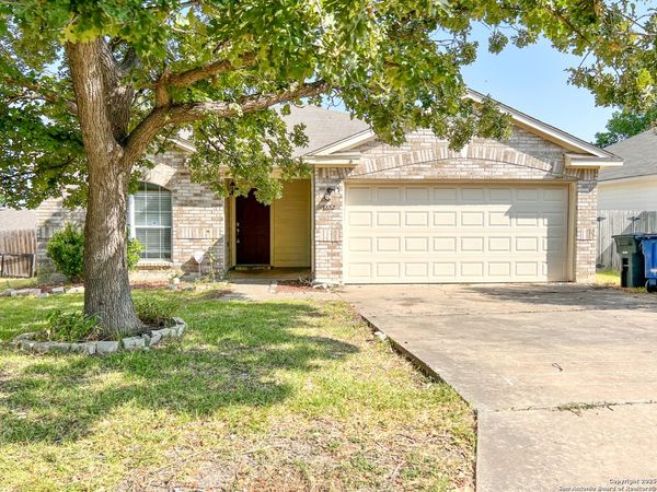 1632 Sunnycrest, New Braunfels, TX 78130