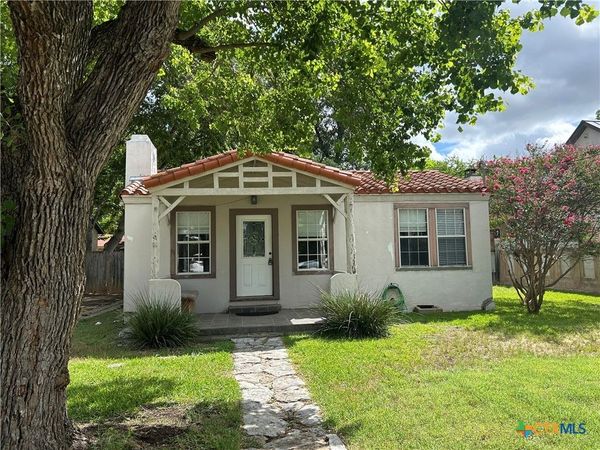 1030 Cole Avenue , New Braunfels, TX 78130