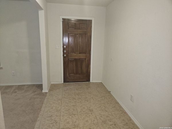 178 Hidden Knoll, Selma, TX 78154