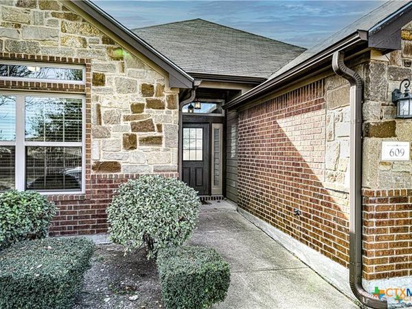 609 Coventry Drive , Temple, TX 76502