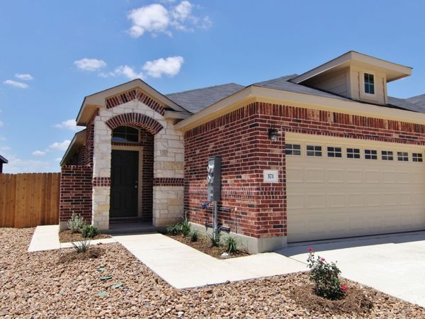 371 CREEKSIDE CURV, New Braunfels, TX 78130