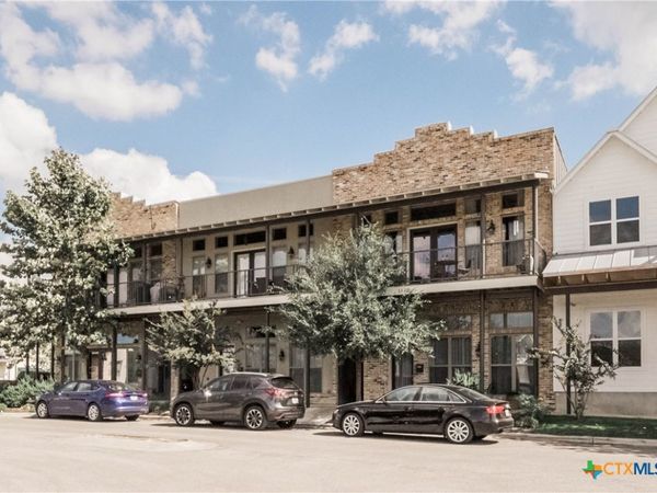 1121 N Academy Avenue , Unit B, New Braunfels, TX 78130