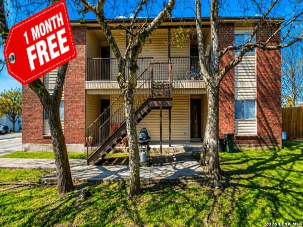 538 DUKEWAY DR, Unit C, Universal City, TX 78148