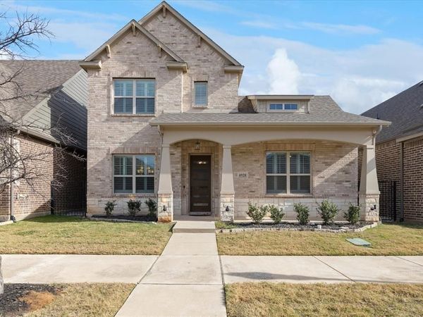 6928 Heather Lane , North Richland Hills, TX 76182