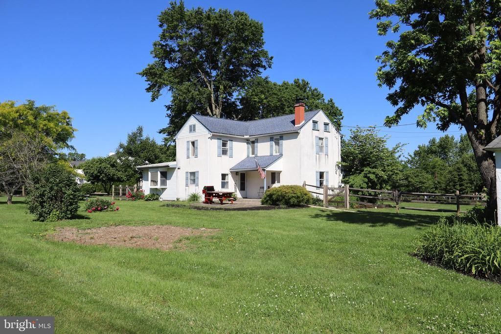 490 SMOKEPIPE ROAD , SOUDERTON, PA 18964