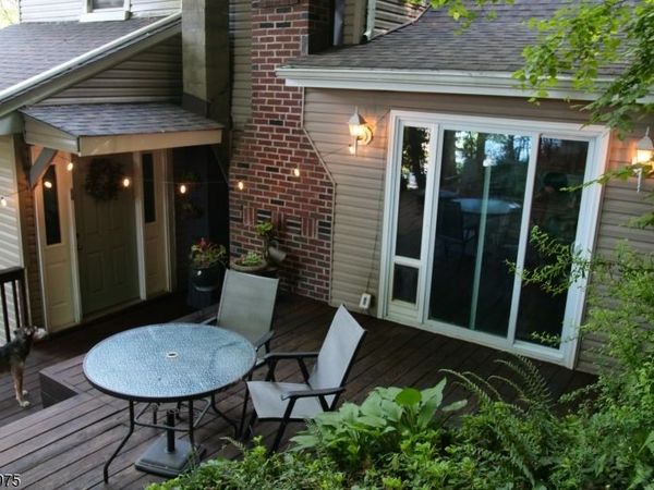 162 Lakeside Dr, Liberty, NJ 07823