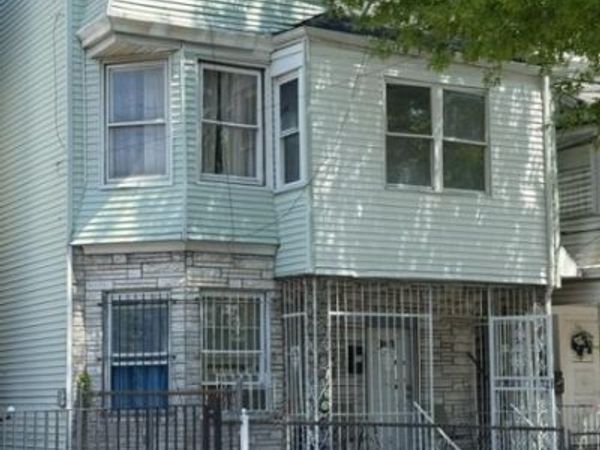 343 7Th Ave W, Newark, NJ 07107