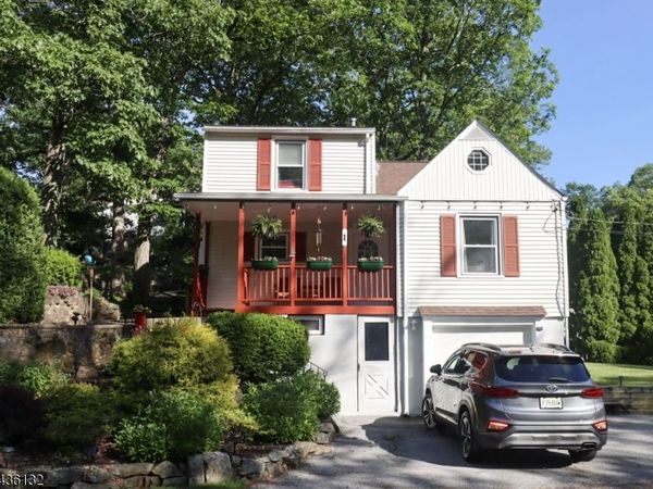 1 Dorel Rd, Hopatcong, NJ 07821