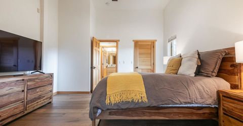14856 Wolfgang Road, Truckee, CA 96161 Photo