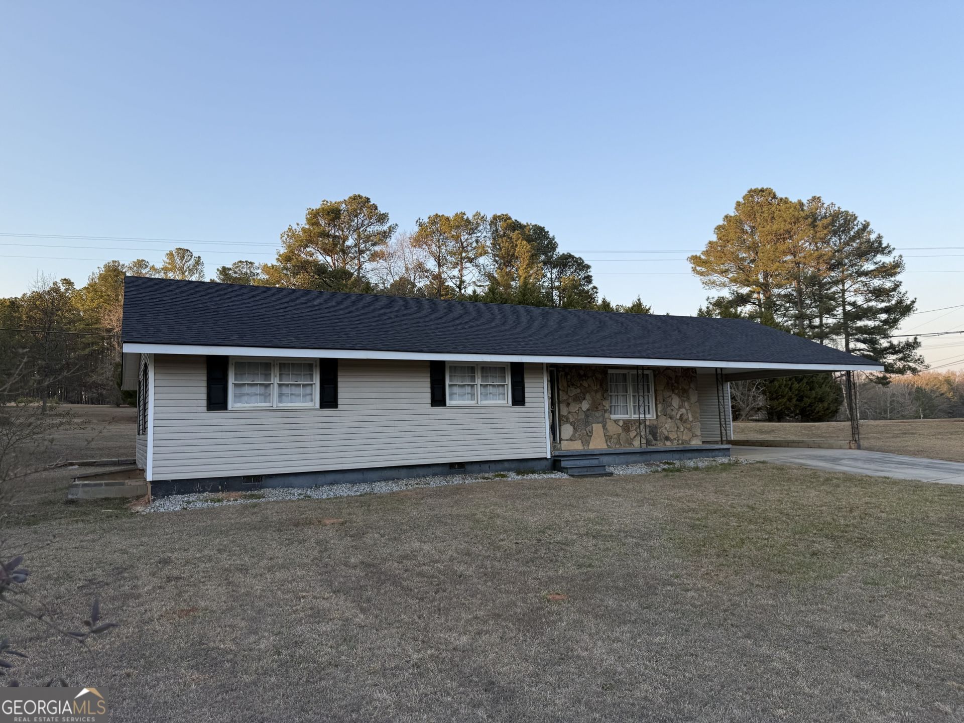 341 Sanders Davis Road, Newnan, GA 30263 Main Photo