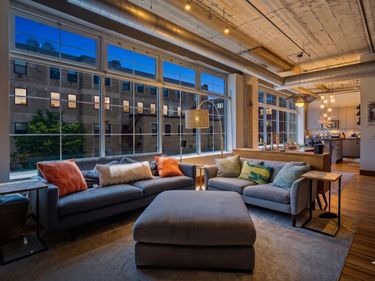 918 N 3rd Street, Unit 201, Minneapolis, MN 55401