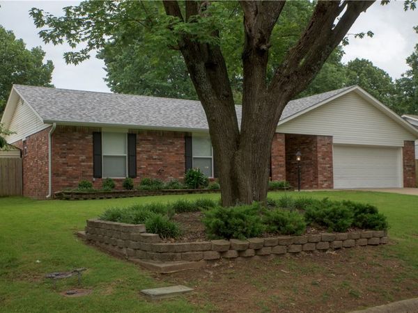 1443 Overo Circle , Springdale, AR 72762