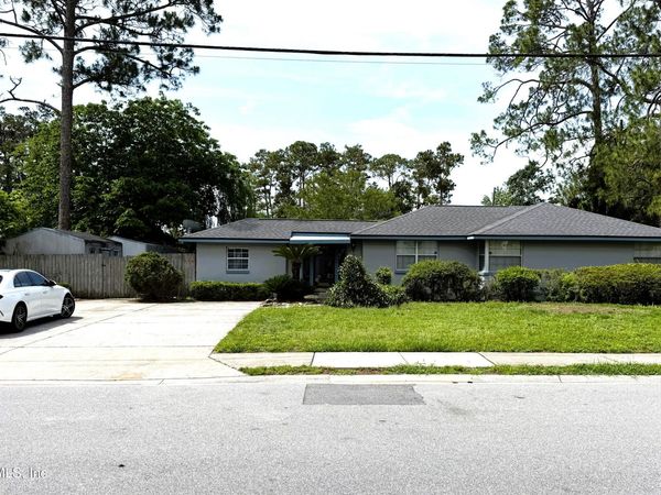 5410 MANFIELDS Place, Jacksonville, FL 32207