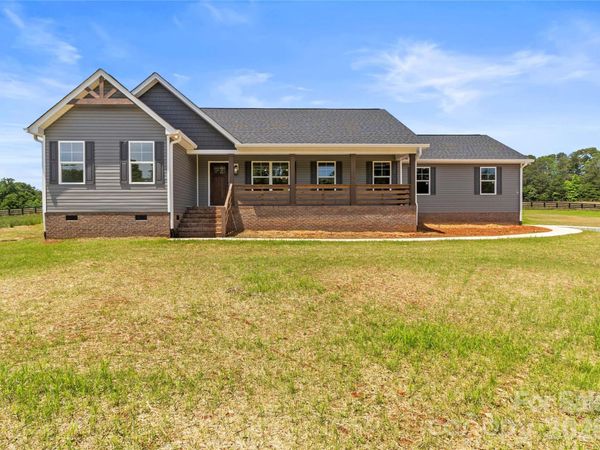 697 Alf Hoover Road, Lincolnton, NC 28092