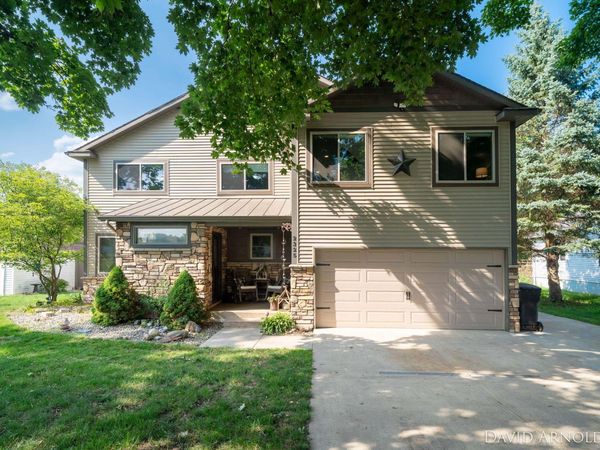 2325 Riley Court, Hudsonville, MI 49426