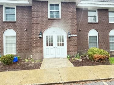 22 Bristol Drive, Unit B, Buffalo, NY 14228