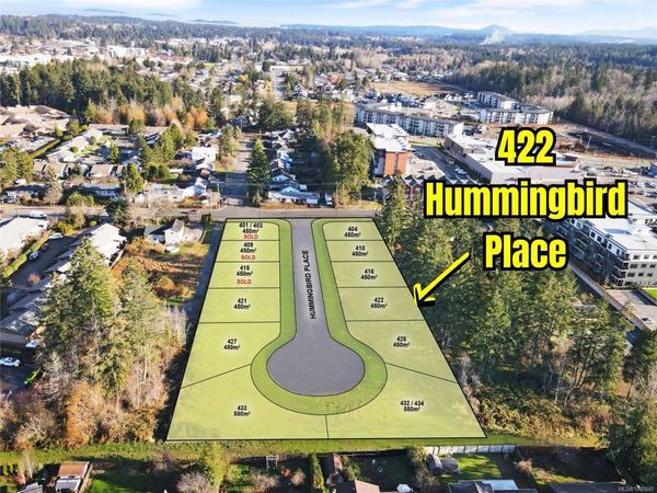422 Hummingbird Pl , Parksville, BC V9P 1K1