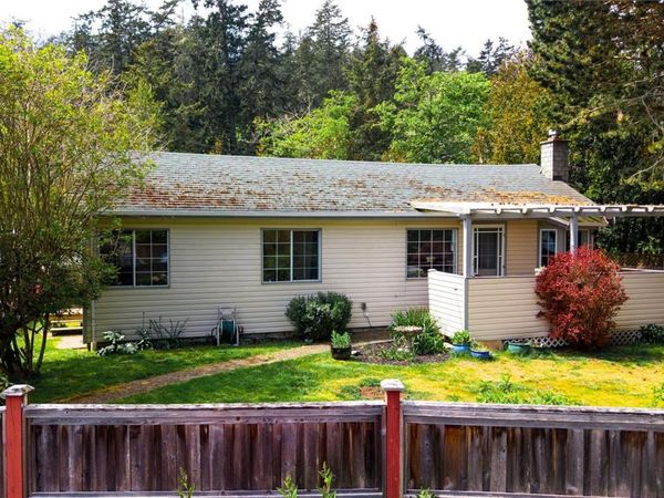 7885 West Coast Rd, Unit #D, Sooke, BC V9Z 0R6