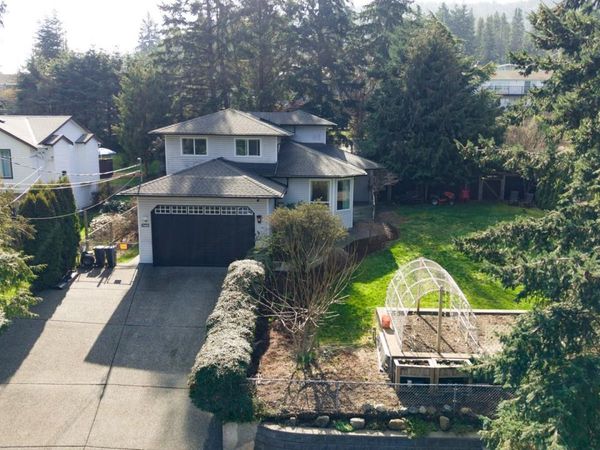 7465 Fernmar Rd , Lantzville, BC V0R 2H0