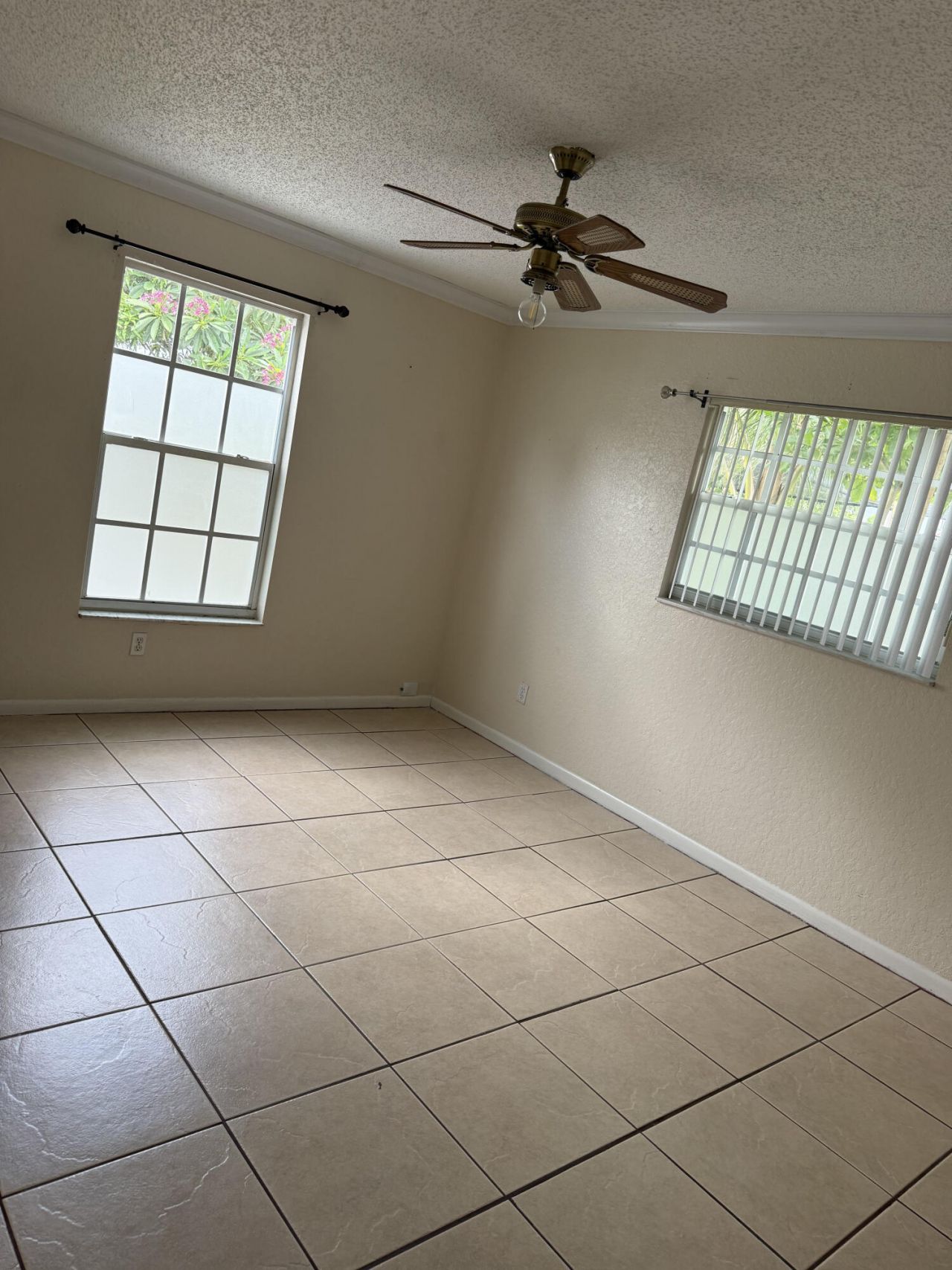 4403 Anna Lane, Palm Springs, FL 33406 Photo