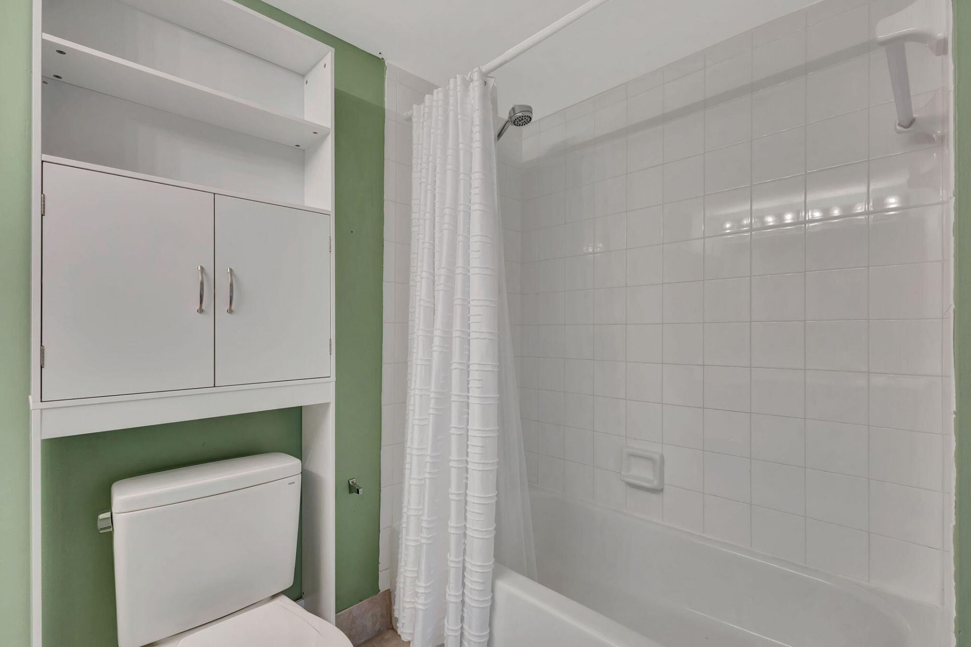 600 N Crestwood Ct Court N, Unit 609, Royal Palm Beach, FL 33411 Photo