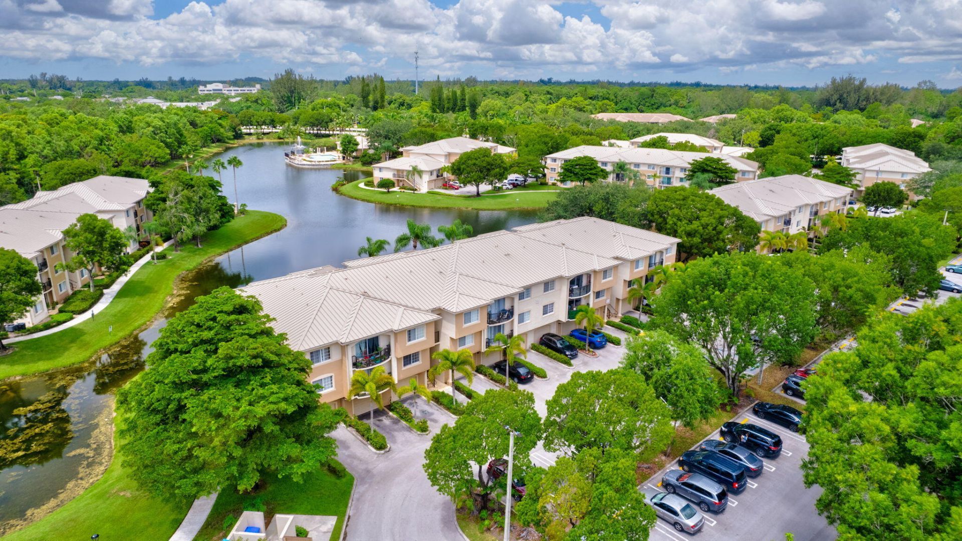 600 N Crestwood Ct Court N, Unit 609, Royal Palm Beach, FL 33411 Photo