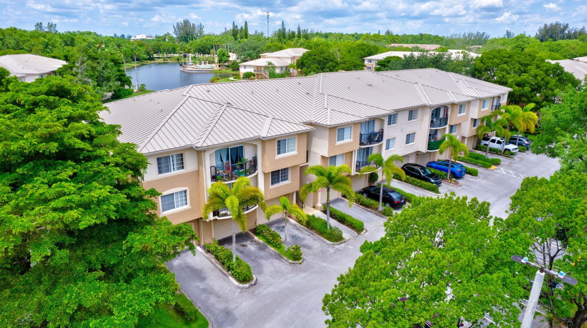 600 N Crestwood Ct Court N, Unit 609, Royal Palm Beach, FL 33411 Photo
