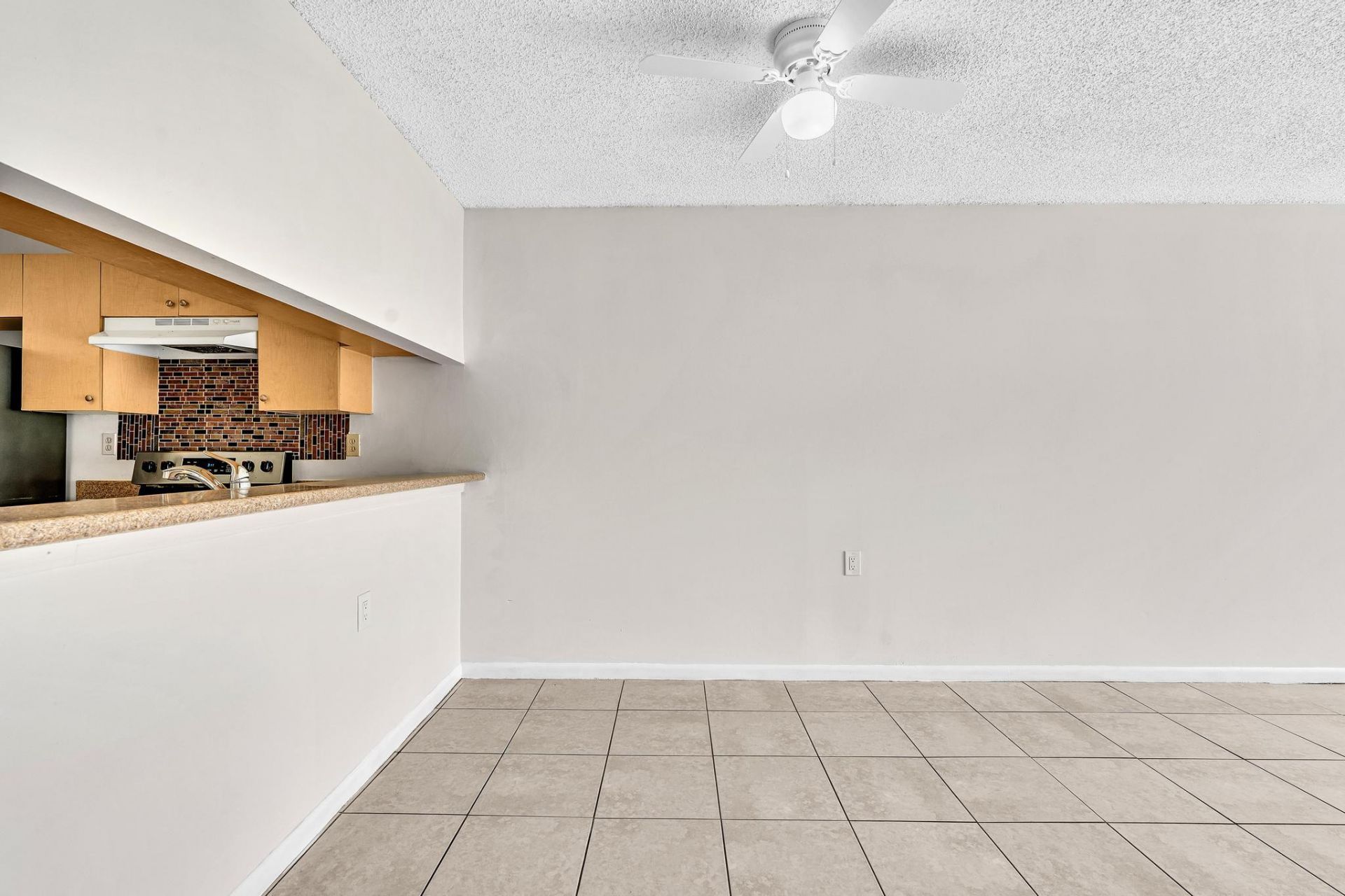 1020 Lake Victoria Drive, Unit B, West Palm Beach, FL 33411 Photo