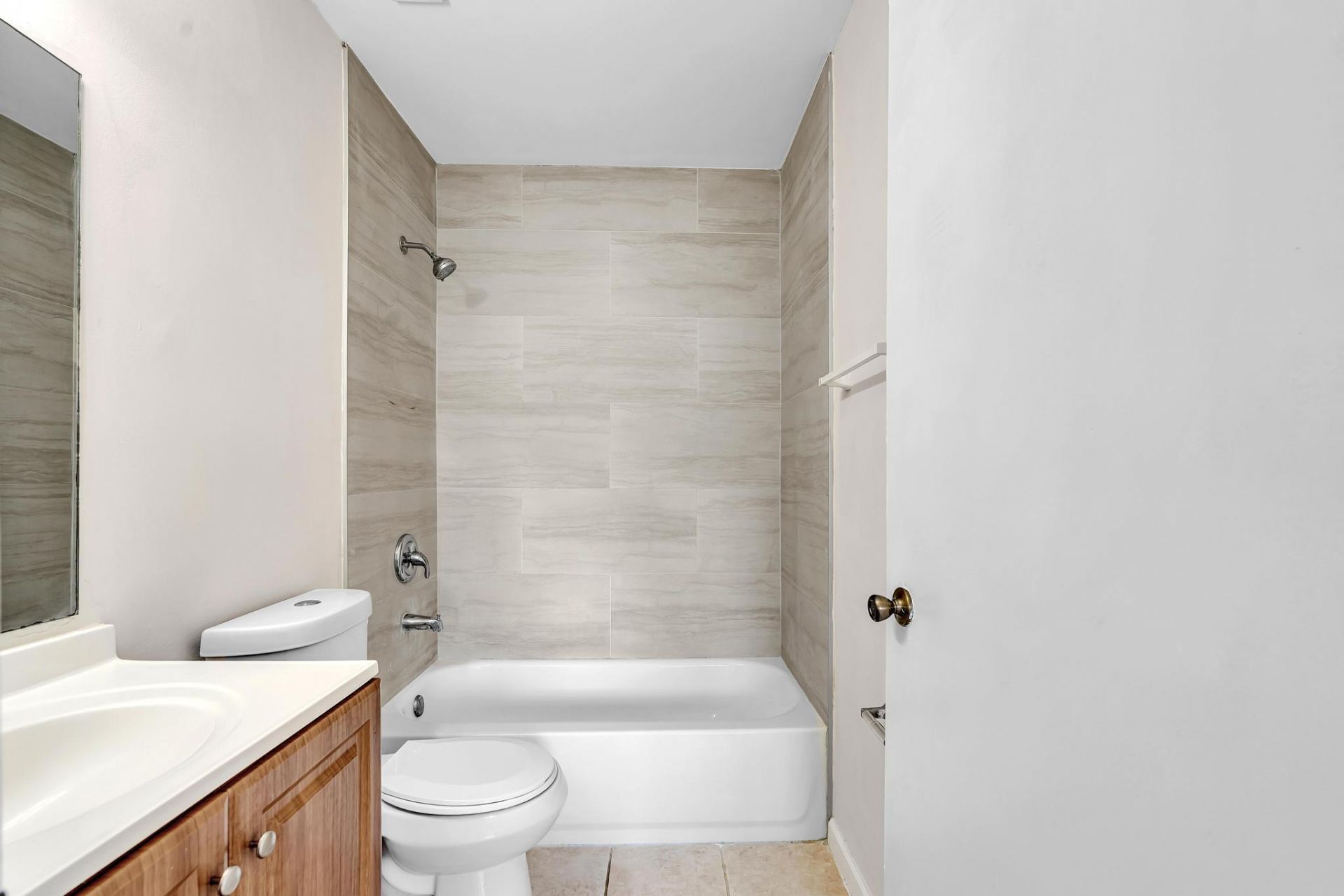 1020 Lake Victoria Drive, Unit B, West Palm Beach, FL 33411 Photo