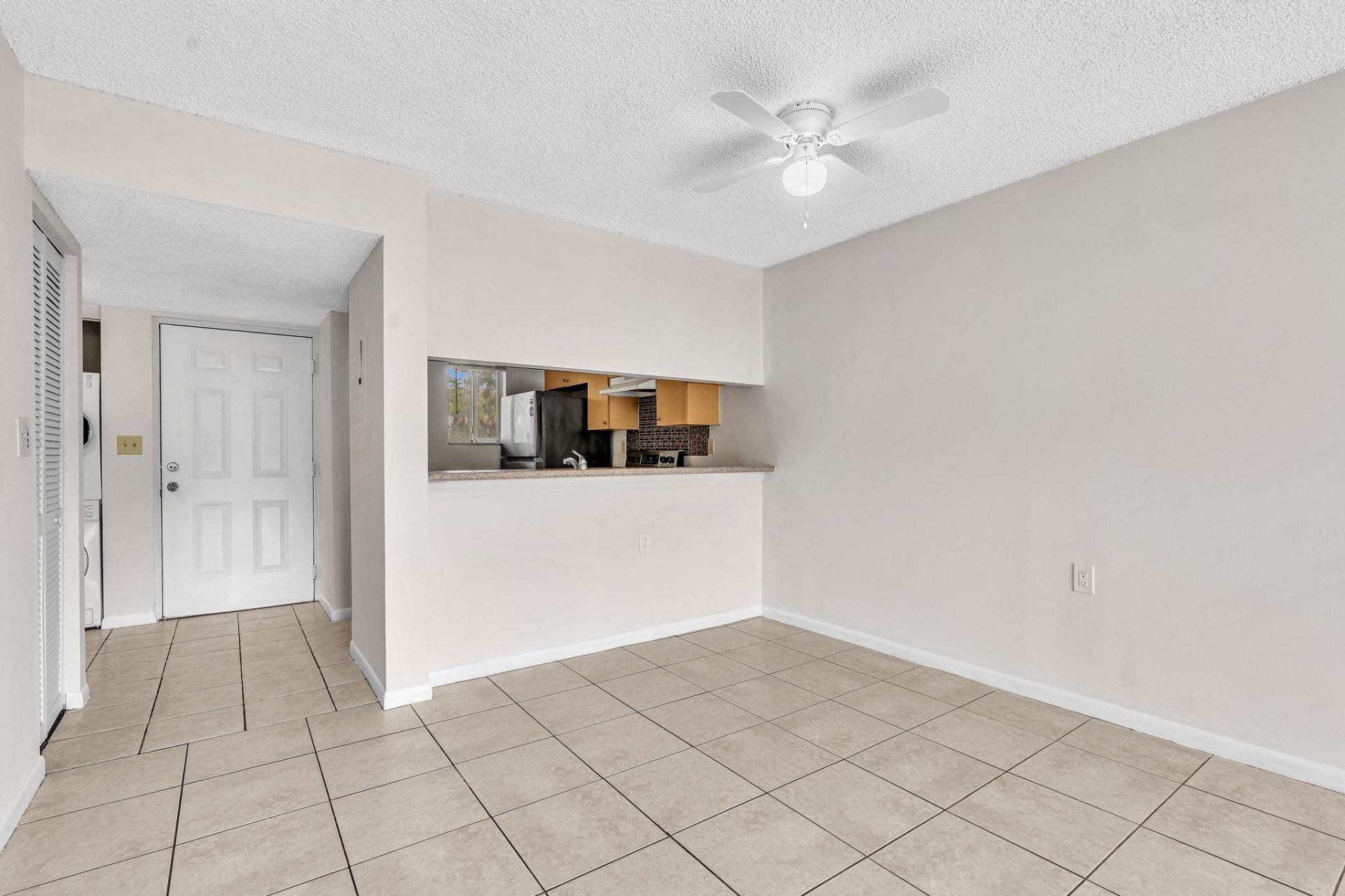 1020 Lake Victoria Drive, Unit B, West Palm Beach, FL 33411 Photo