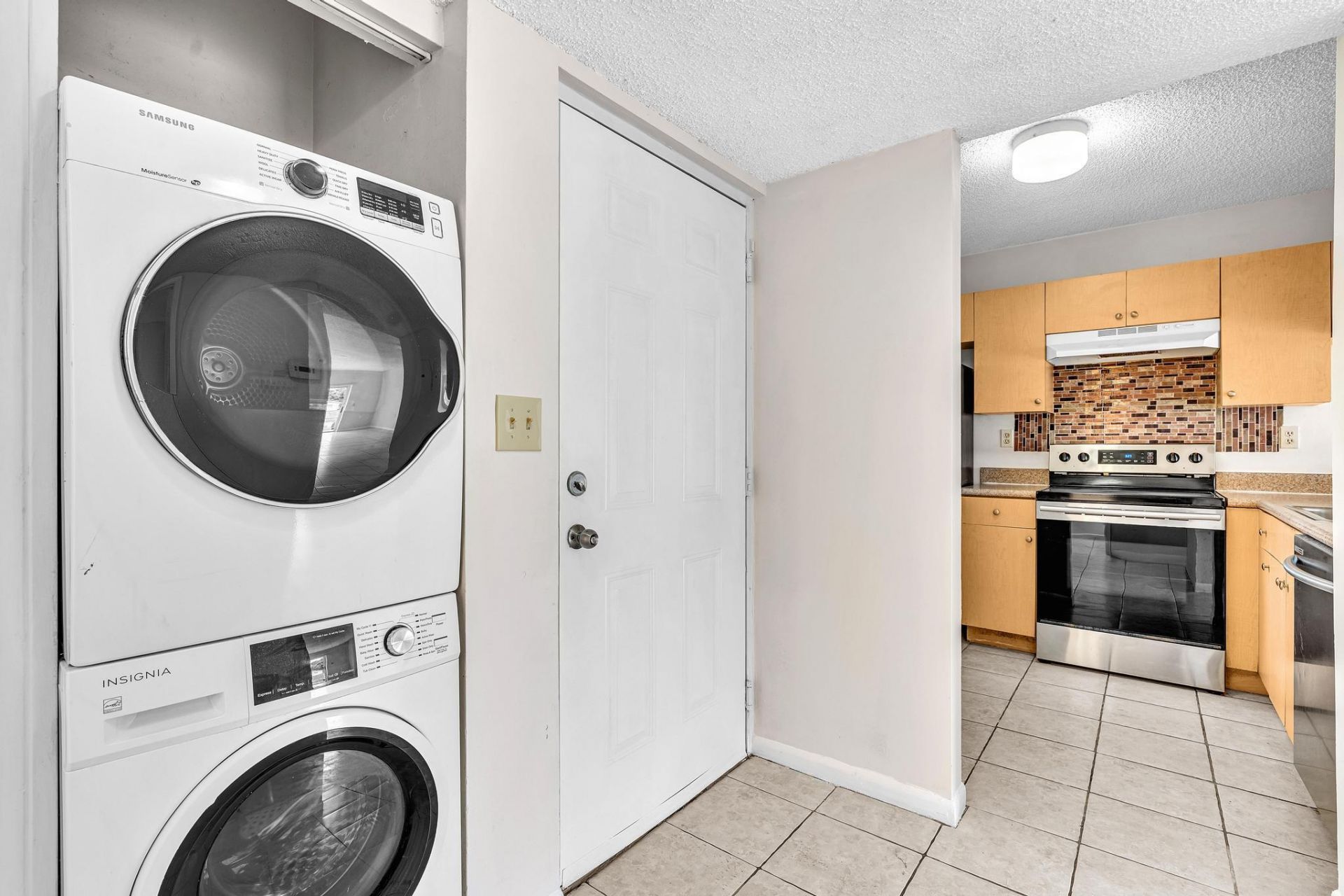 1020 Lake Victoria Drive, Unit B, West Palm Beach, FL 33411 Photo