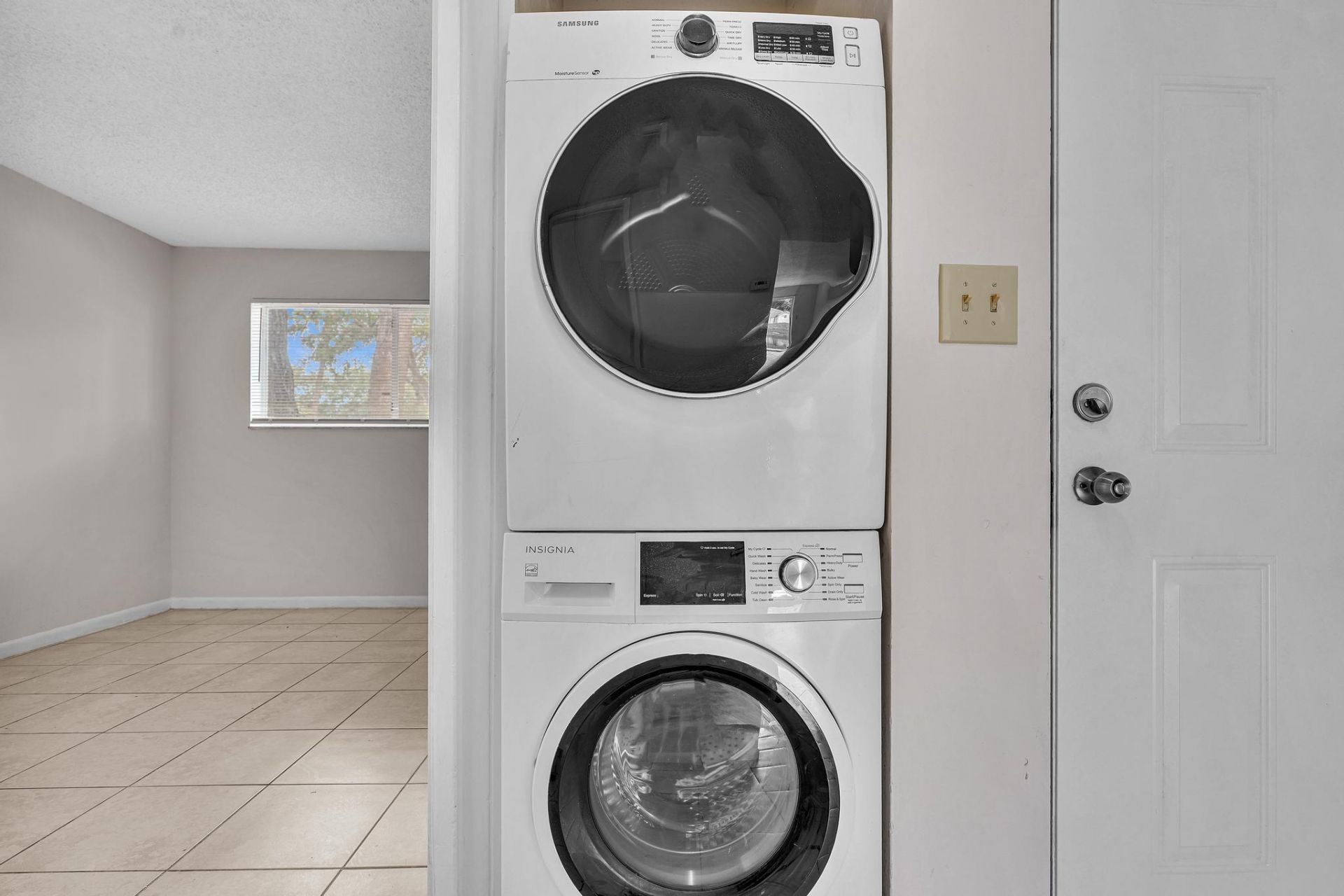 1020 Lake Victoria Drive, Unit B, West Palm Beach, FL 33411 Photo