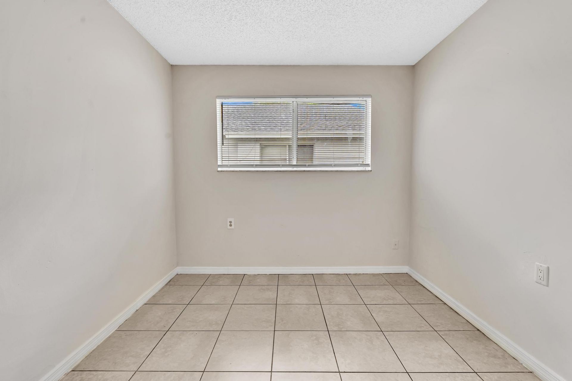 1020 Lake Victoria Drive, Unit B, West Palm Beach, FL 33411 Photo