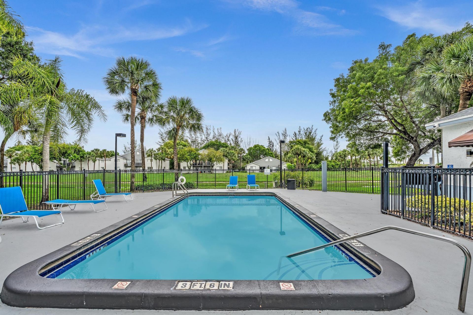 1020 Lake Victoria Drive, Unit B, West Palm Beach, FL 33411 Photo