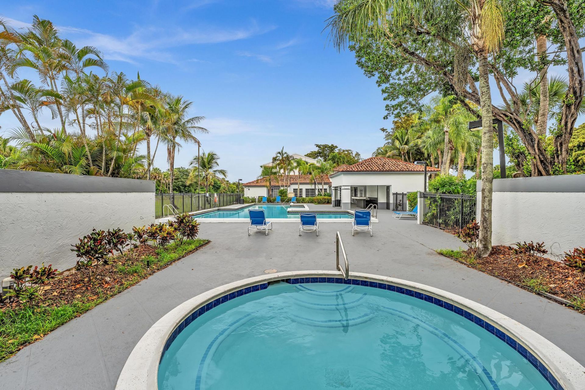 1020 Lake Victoria Drive, Unit B, West Palm Beach, FL 33411 Photo