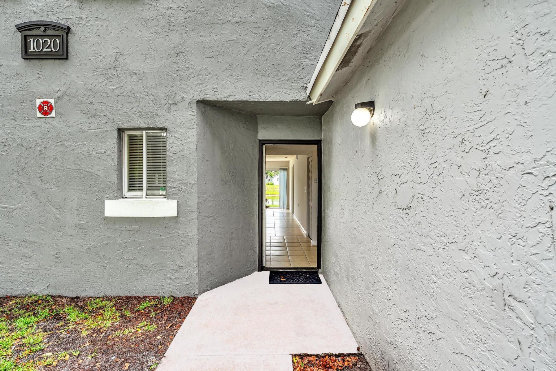 1020 Lake Victoria Drive, Unit B, West Palm Beach, FL 33411 Photo