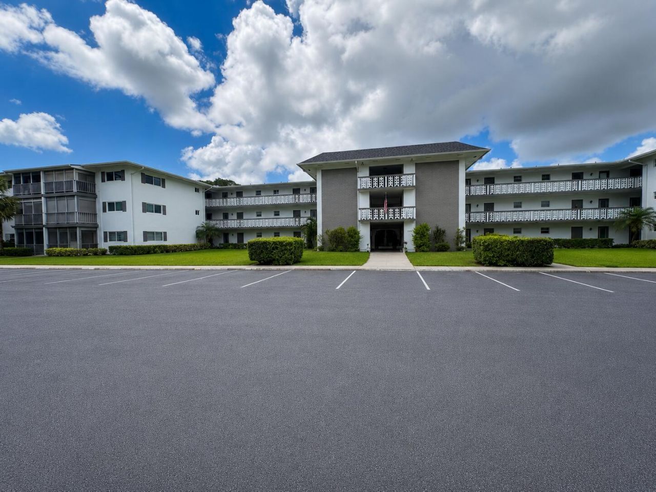 1201 Hillcrest Court, Unit 315, Hollywood, FL 33021 Photo