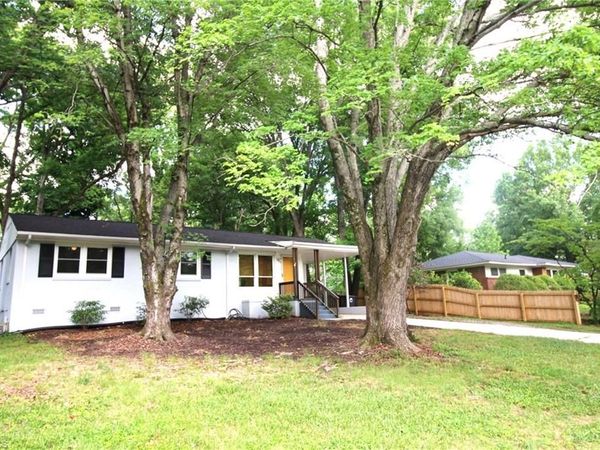 2904 Shamrock Drive , Greensboro, NC 27408