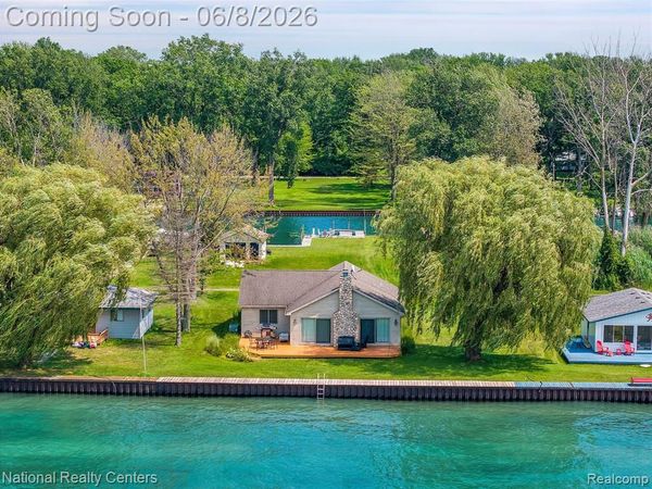 290 Kama Court, Algonac, MI 48001