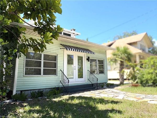 2156 Victoria AVE , FORT MYERS, FL 33901