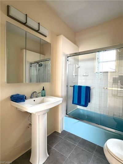 2156 Victoria Ave, Fort Myers, FL 33901 Photo