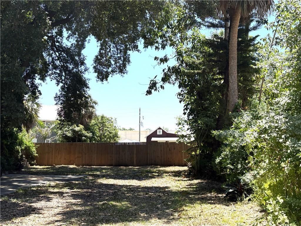2156 Victoria Ave, Fort Myers, FL 33901 Photo