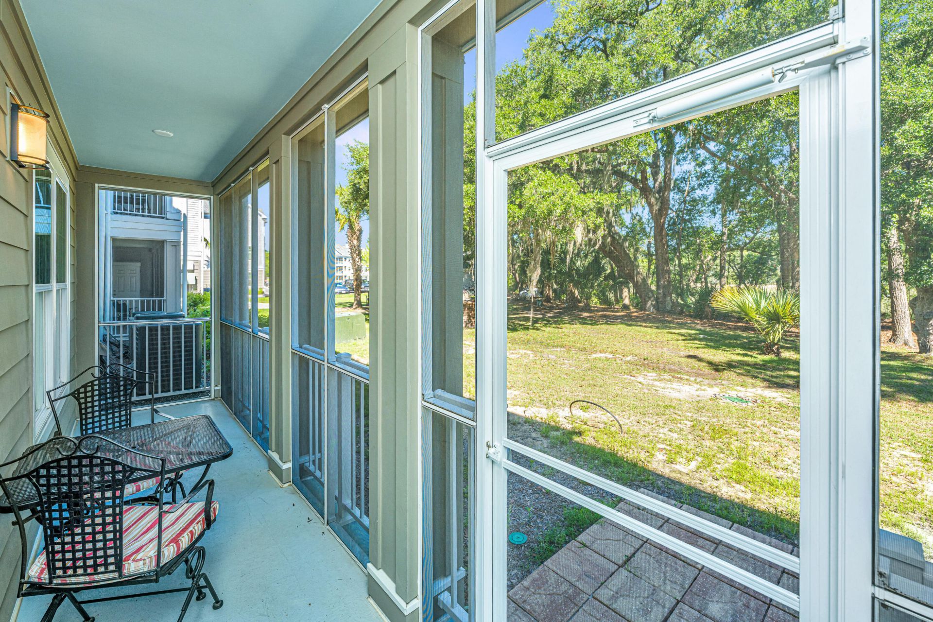 130 River Landing Drive Photo 13