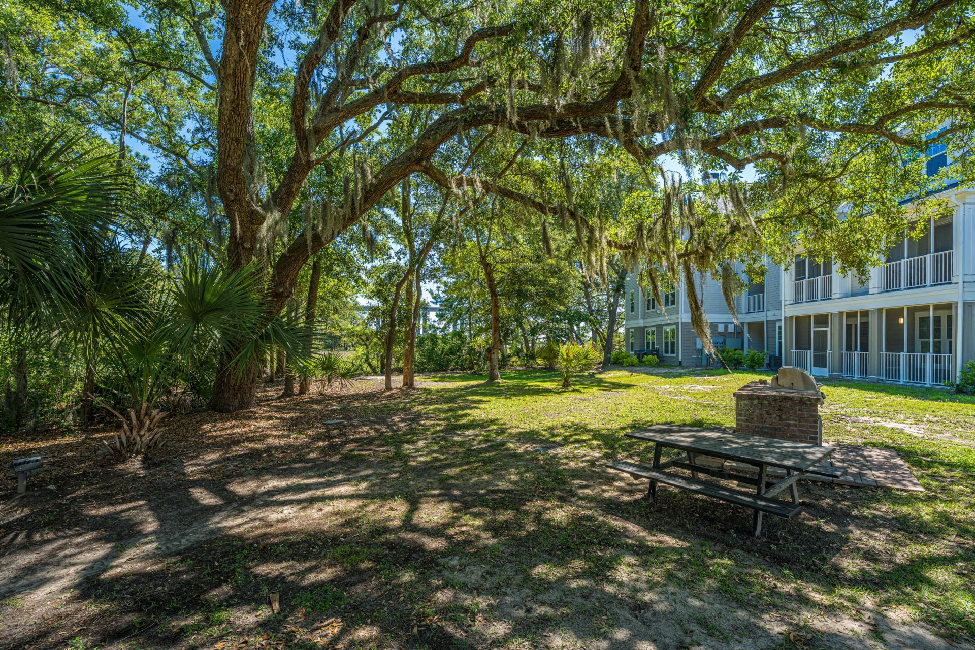 130 River Landing Drive Photo 16