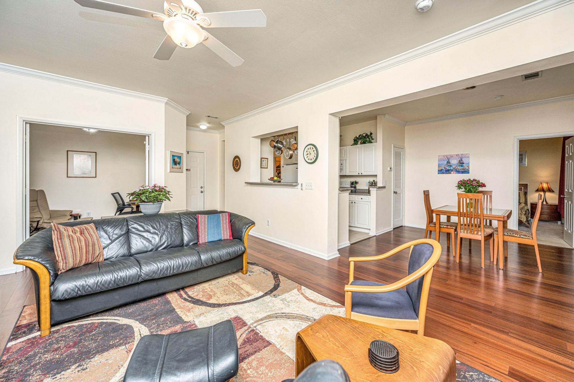 130 River Landing Drive Photo 5