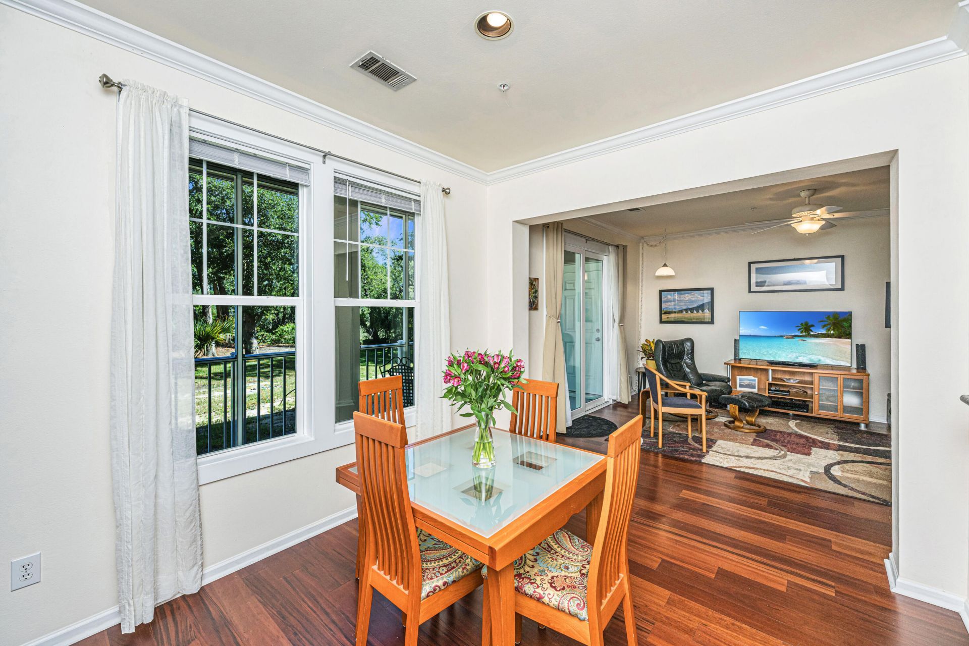 130 River Landing Drive Photo 6