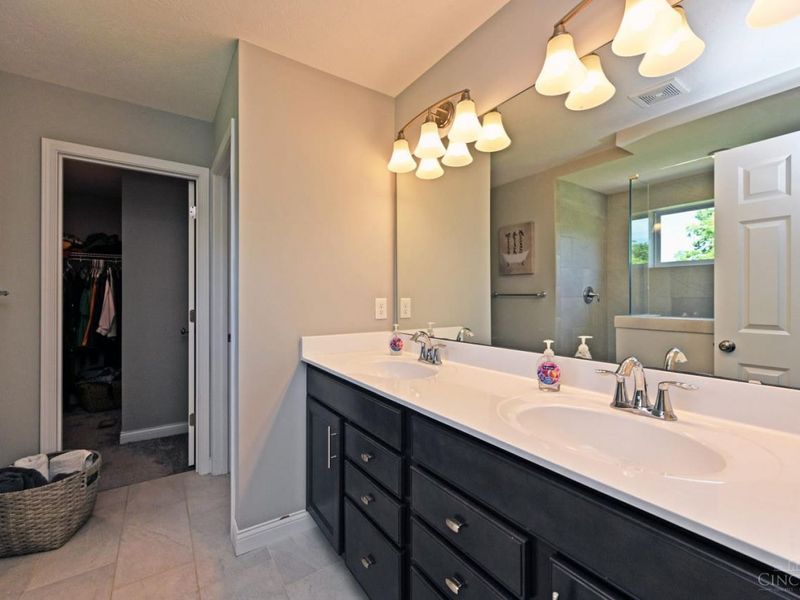 366 Brier Creek Drive, Miami Twp, OH 45140 Photo 23