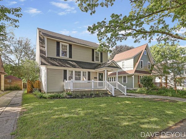 1134 Hoyt Street SE, Grand Rapids, MI 49507